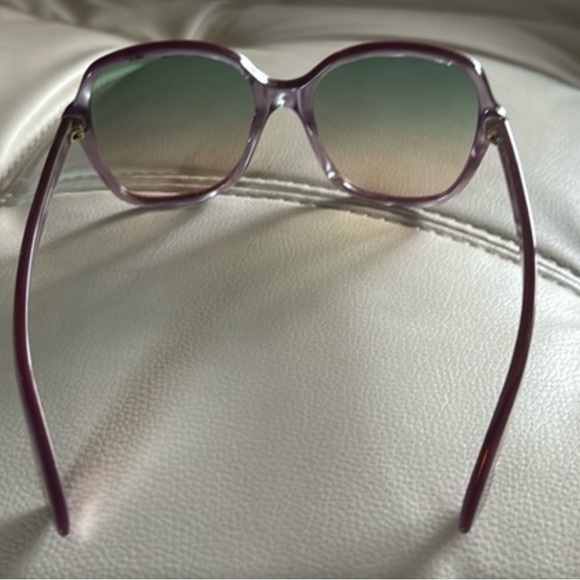 Gucci Sunglasses, beautiful color, gradient lenses, no scratches - Picture 2 of 4